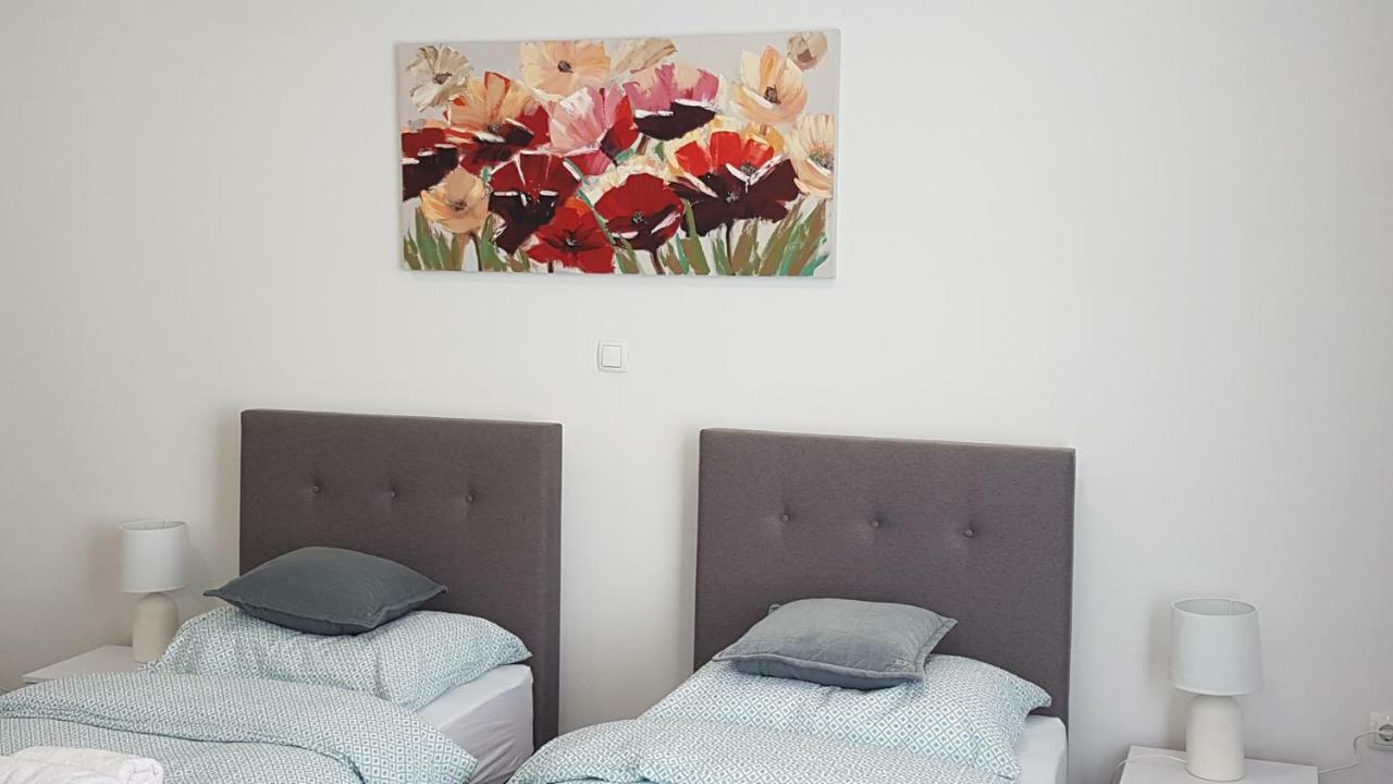 Marko Airport Rooms Велика Гориця Екстер'єр фото