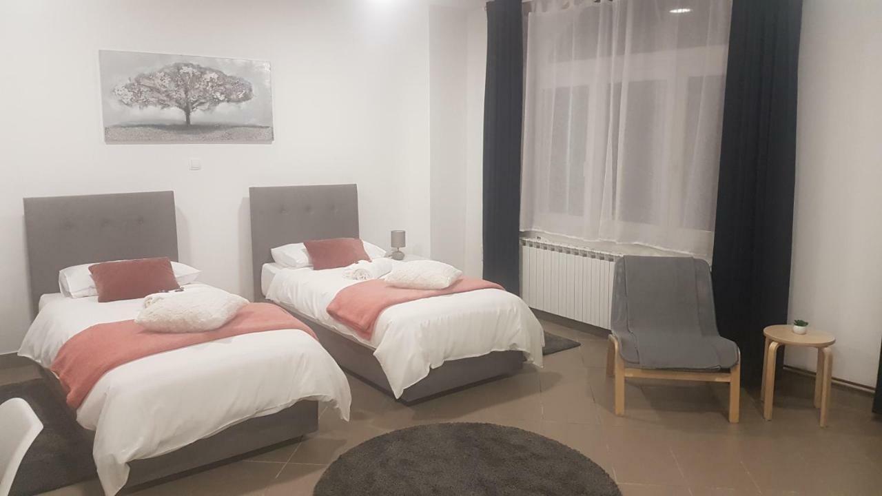 Marko Airport Rooms Велика Гориця Екстер'єр фото